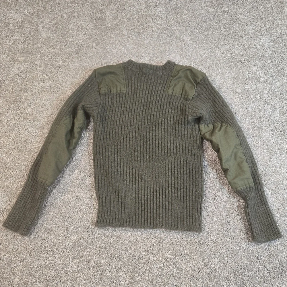 Military Sweater Mens Size 38(2) Wool Vintage Green Shoulder/Elbow‎ Patches
